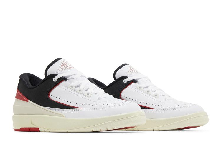 Wmns Air Jordan 2 RETRO Low 'chicago Twist'
