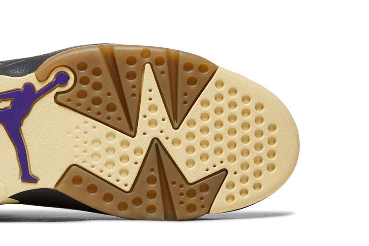 Wmns Air Jordan 6 RETRO Gore-Tex 'brown Kelp'