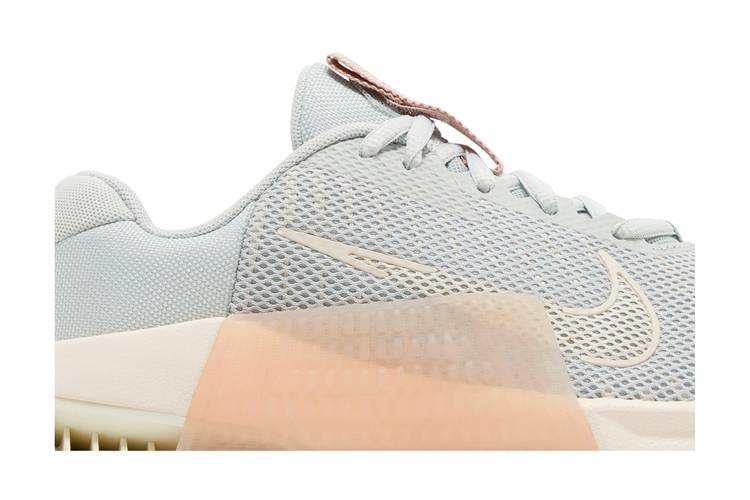 New Nike Women's Metcon 9 Shoes - Guava Ice (DZ2537-002)