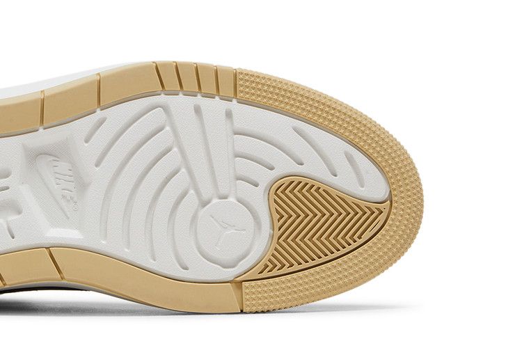 Wmns Air Jordan 1 Elevate High 'team Gold'