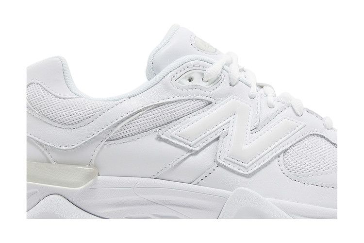 9060 'Triple White'