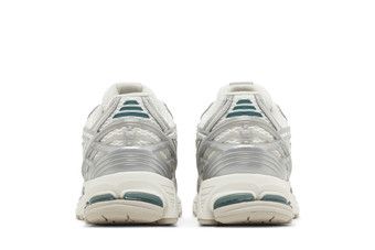 Buy New Balance 1906R 'Silver Metallic Cream' - M1906REE | GOAT