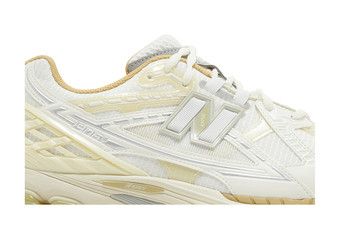 New Balance 1906 “Lunar New Year” (Sea Salt/Angora/Morel