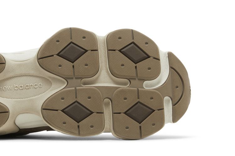 New Balance 9060 Mushroom Brown