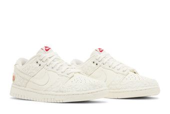 Buy Wmns Dunk Low 'Give Her Flowers' - FZ3775 133 | GOAT CA