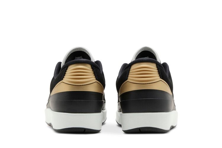 Wmns Air Jordan 2 RETRO Low 'black Metallic Gold'