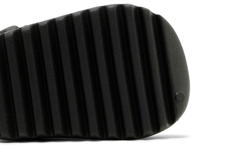 Adidas Yeezy Slides Infants 'dark Onyx'