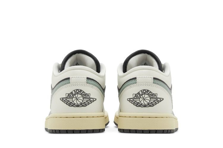 Jordan 1 Low Anthracite Jade Smoke