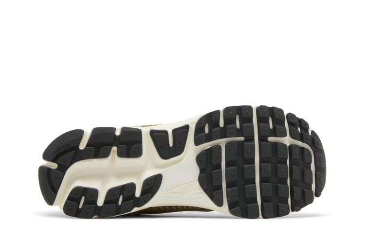 Wmns Air Zoom Vomero 5 'metallic Gold'