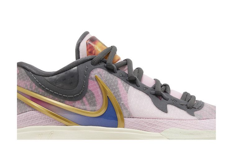 NIKE kyrie8 allstarカラー　オールスター Scrapped Nike Kyrie 8 All-Star DV1197-600 | SneakerNews.com