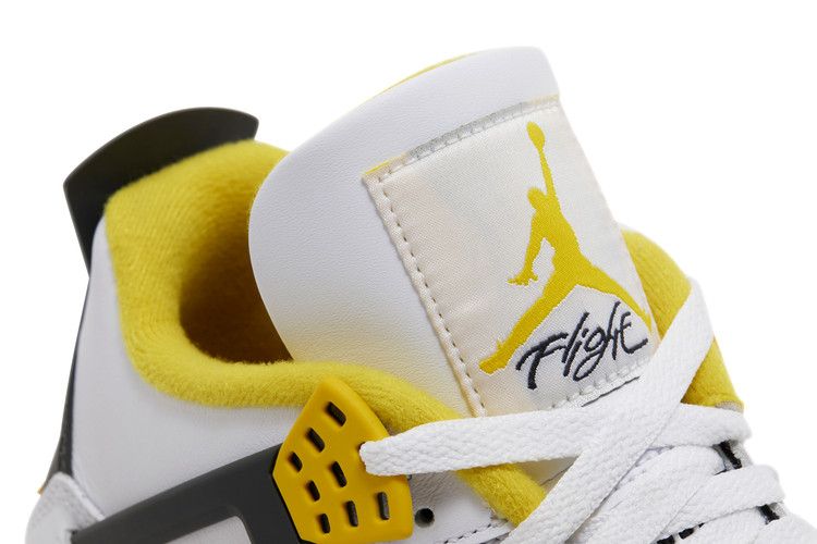 Air Jordan 4 RETRO Vivid Sulfur