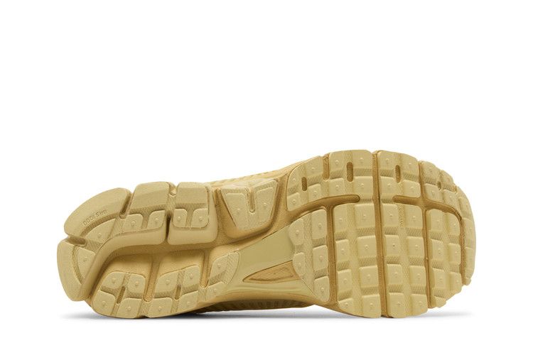 Wmns Air Zoom Vomero 5 'saturn Gold'