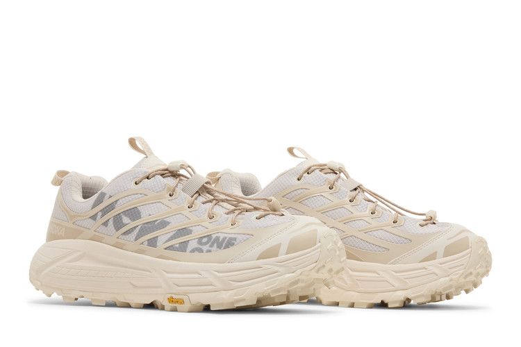 Hoka Mafate Three2 Eggnog Shifting Sand