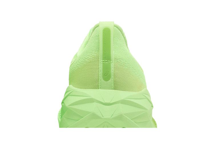 Asics Novablast 4 Wide Illuminate Green