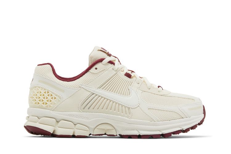 Nike Zoom Vomero 5 Valentine's Day (Women's) — foto 2