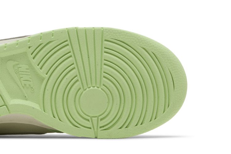 Nike Dunk Low SE Next Nature Sea Glass (Women's) — foto 6