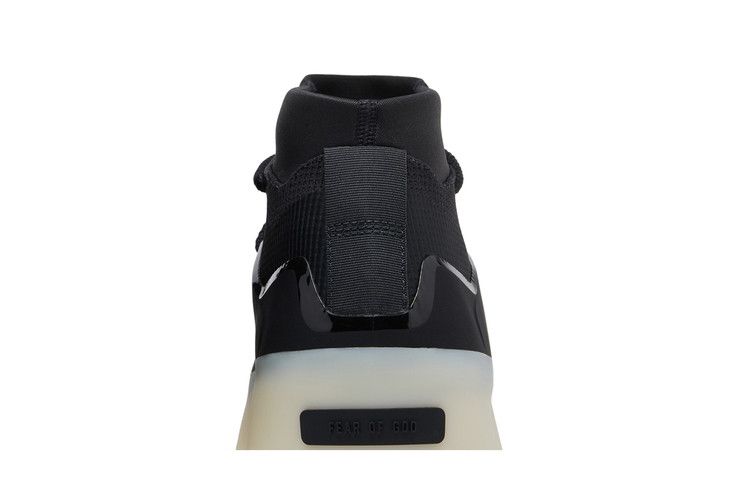 ハチ　ATHLETICS × I Basketball Amazon.com | adidas Fear of God x Athletics I Basketball