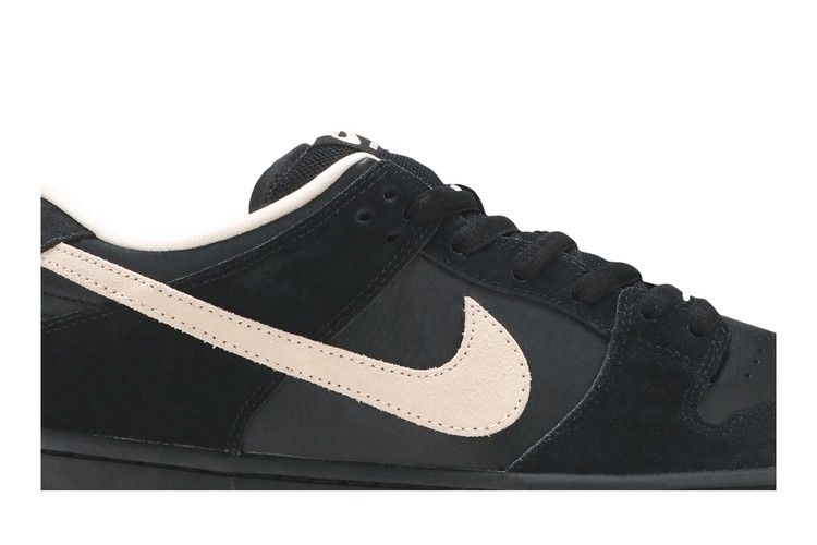 Nike sb black coral best sale