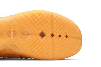 lebron 18 sisterhood