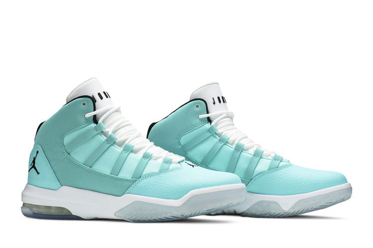 jordan max aura light aqua
