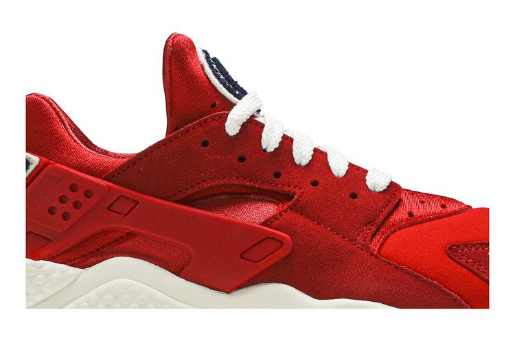 Huarache run varsity best sale