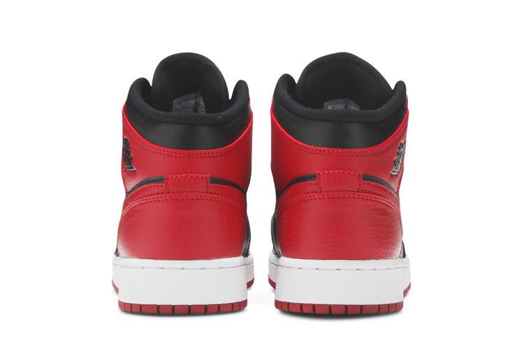 Air Jordan 1 Mid Gs Banned