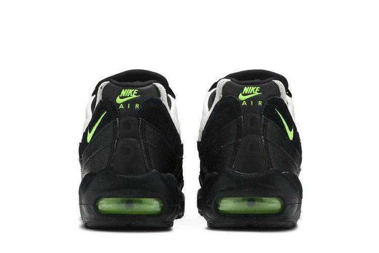 靴 Nike Air Max 95 AT9865-004 Buy Nike Air Max 95 Essential 'Antifreeze' - AT9865 004 | GOAT