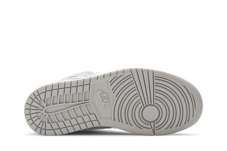 Wmns Air Jordan 1 Mid 'grey Light Bone'
