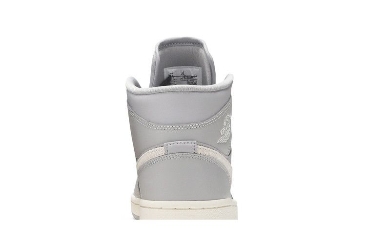Wmns Air Jordan 1 Mid 'grey Light Bone'