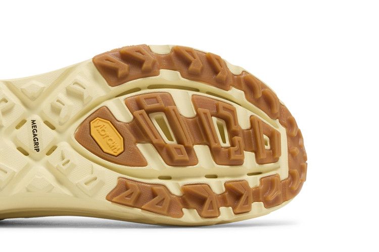 End. X Hoka Mafate Speed 2 Overland