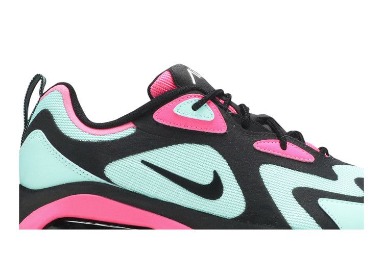 Nike air 200 fashion pink and black