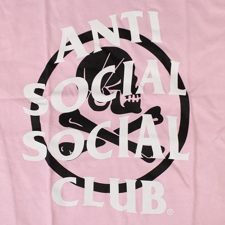 NEIGHBORHOOD × ANTI SOCIAL SOCIAL CLUB Anti Social Social Club x Neighborhood Stuck On You Tee