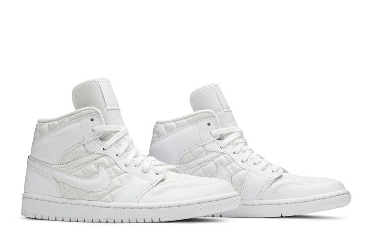 Wmns Air Jordan 1 Mid SE 'white Quilted'