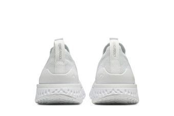 triple white phantom react