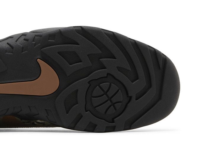 nike air darwin wheat