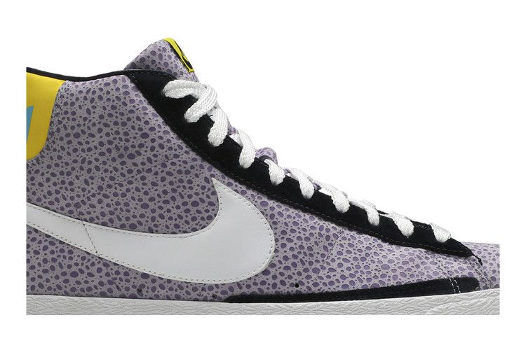 Buy Blazer Mid Premium 