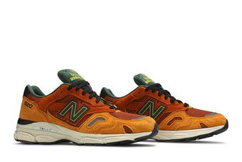 Buy New Balance Sneakersnstuff x 920 Made in England 'SNS