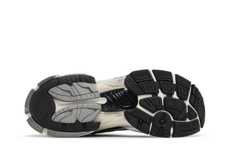 Balenciaga Runner Sneaker Worn-Out - Grey White Black