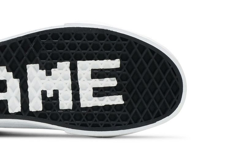 Vans Nintendo X Sk8-Hi Reissue Controller