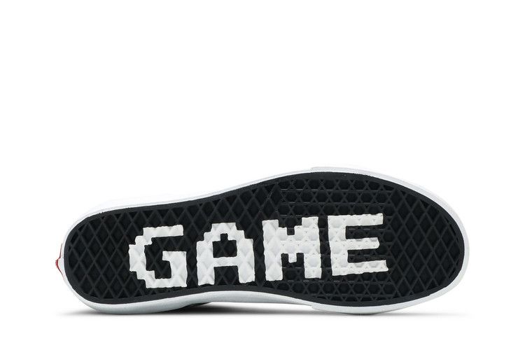 Vans Nintendo X Sk8-Hi Reissue Controller