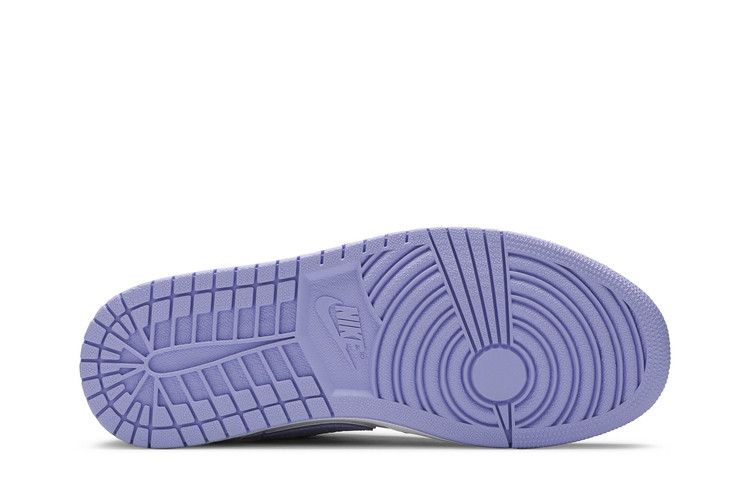 Air Jordan 1 Low SE Arctic Punch