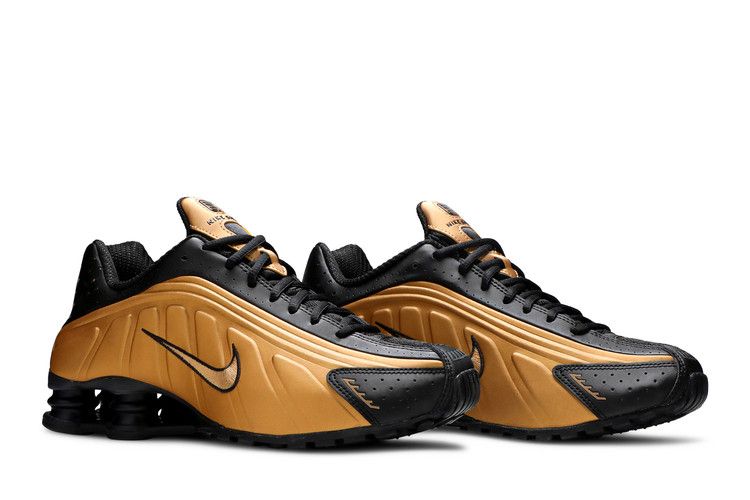 Shox R4 Metallic Gold