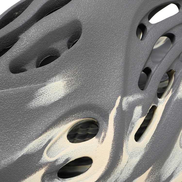 Yeezy Foam Runner Mxt Moon Grey