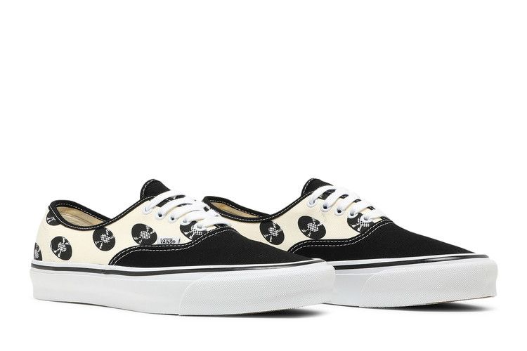 Buy Wacko Maria x Authentic LX 'Records - Cream