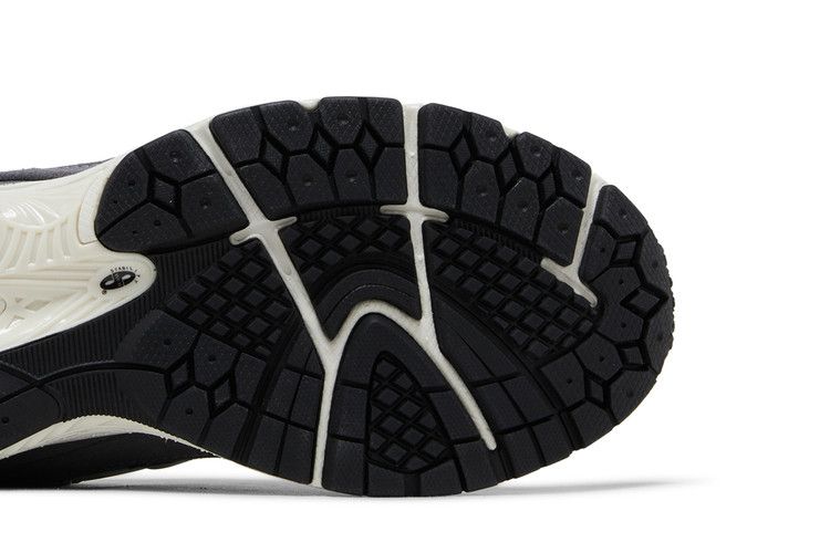 New Balance 2002R Magnent Lead — foto 6