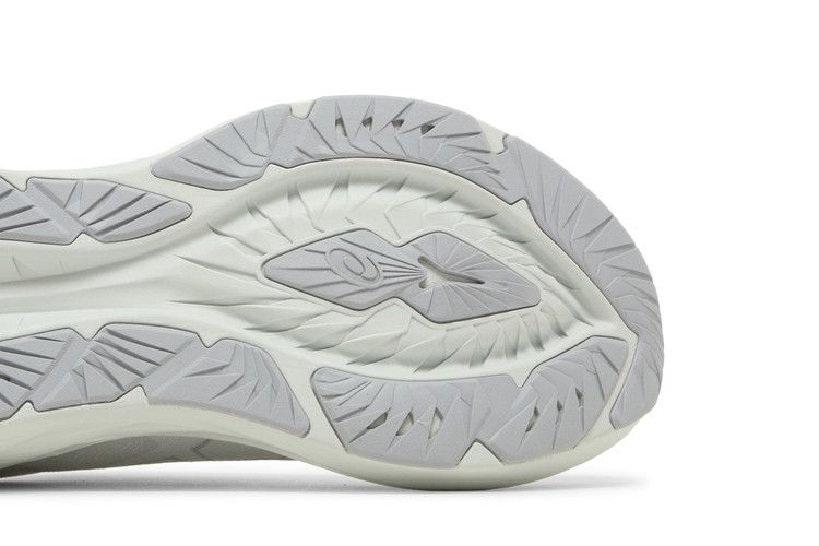 Asics Novablast 4 White Pale Mint