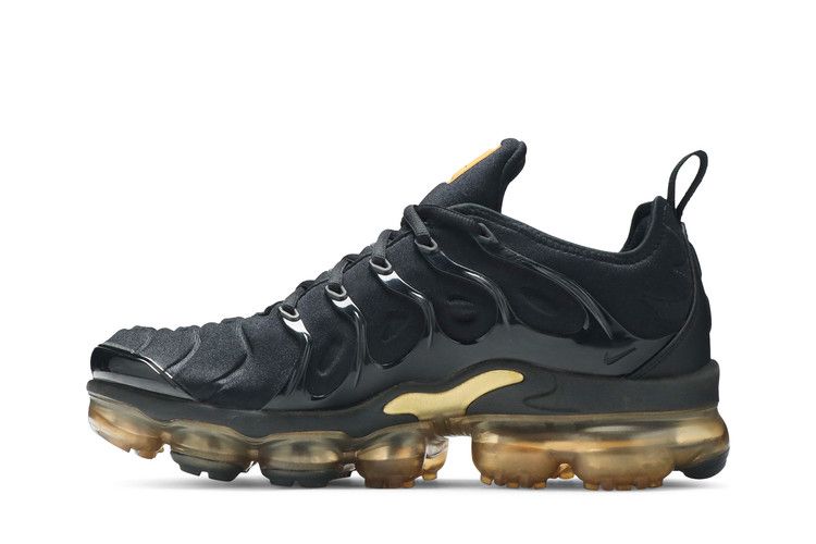 nike vapor maxs black