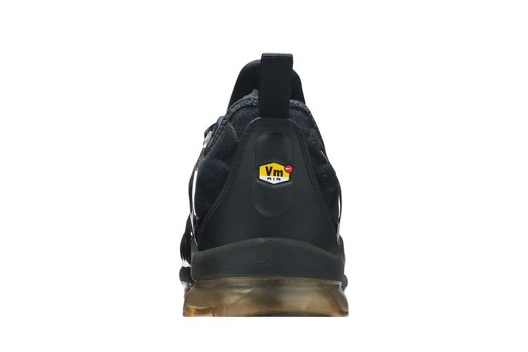 Air Vapormax Plus Black Gold