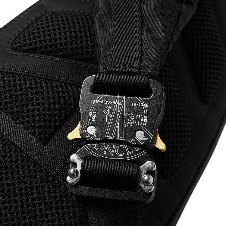 若者に人気のブランド Buy Moncler x 1017 ALYX 9SM Small Crossbody Bag 'Black ピンズ・ピンバッジ・缶バッジ