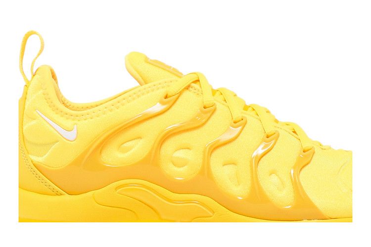 Buy Wmns Air VaporMax Plus 'Yolk' - DJ5993 800 | GOAT